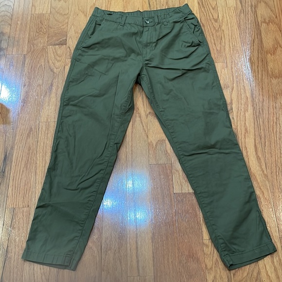 Eddie Bauer Green Men’s Pants 34 x 30 pockets stretch waist - Picture 2 of 13